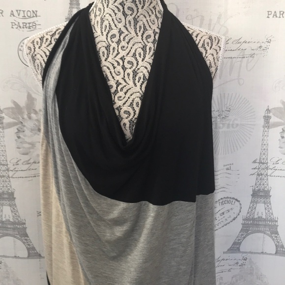 cha cha vente Tops - Cha Cha Vente Grey Drape neck Sleeveless Top L